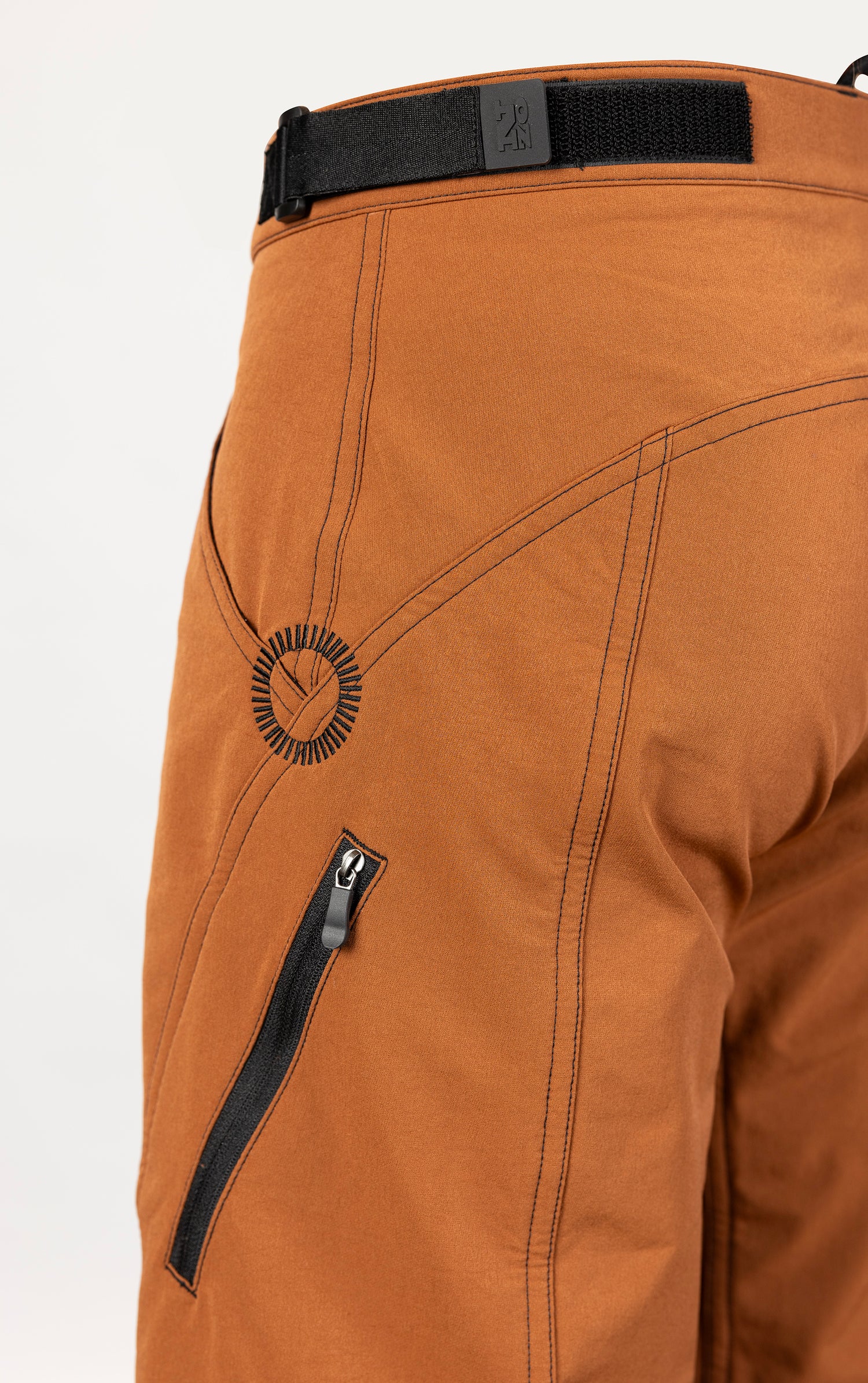 Sifters - Street / trail shorts - Rust.