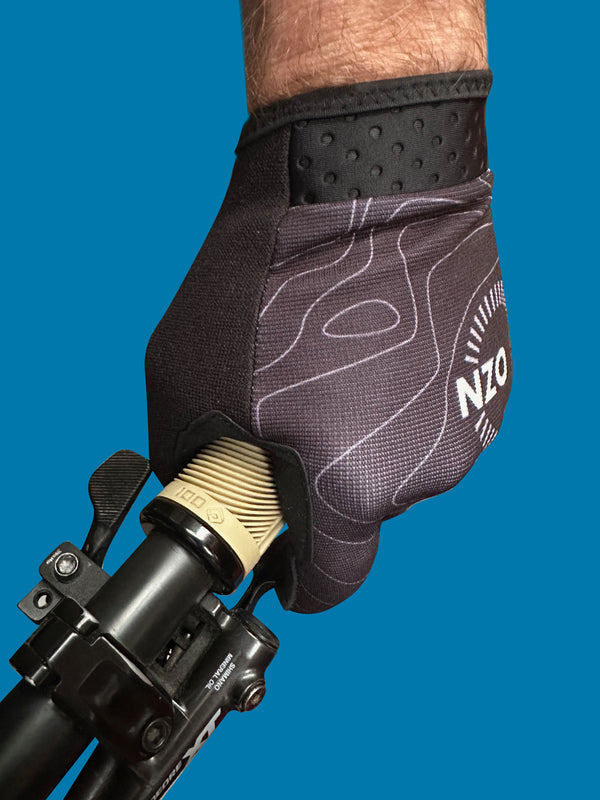 Nzo Trail Glove - Black Topo