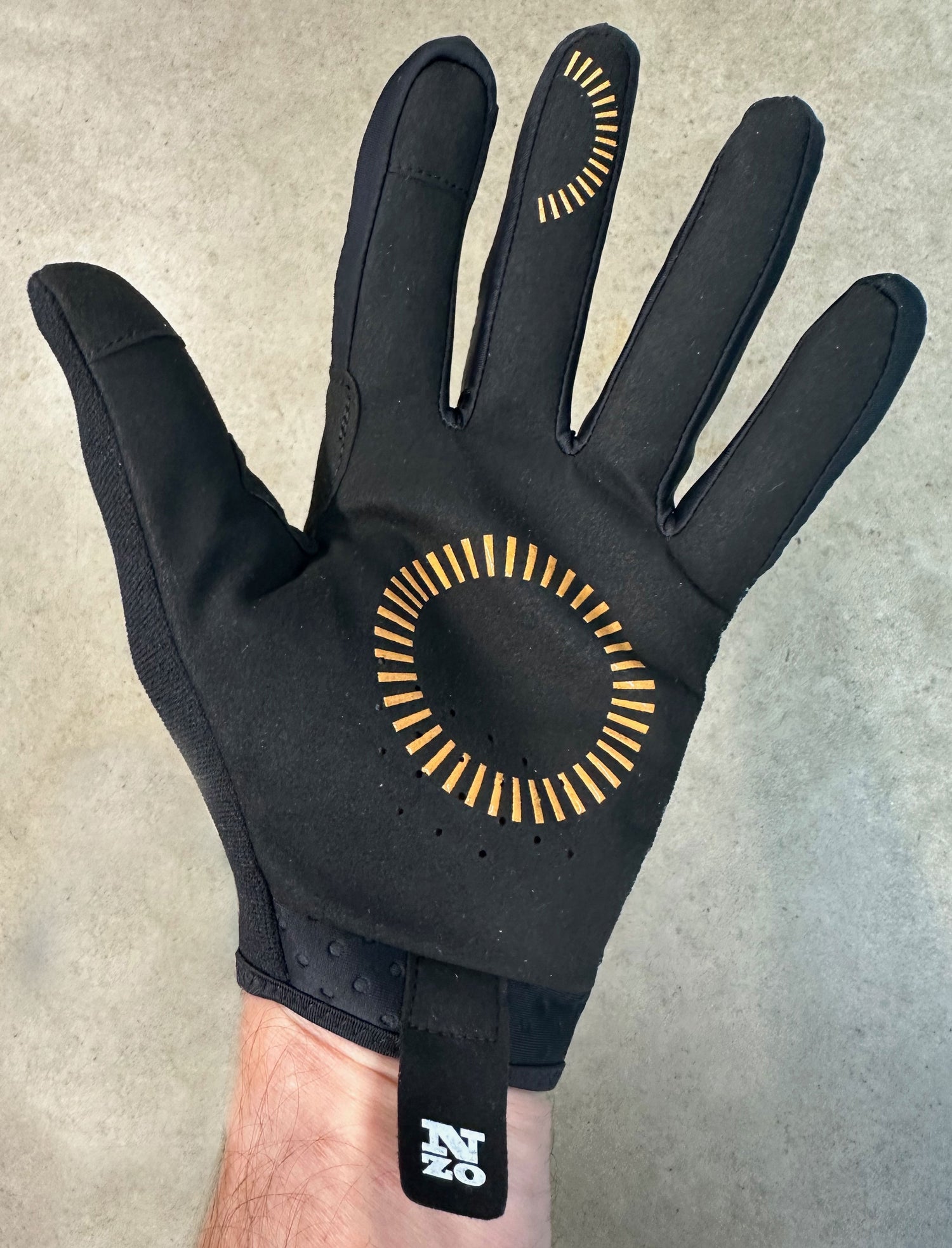 Nzo Trail Glove - Black Topo